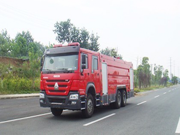 江特牌JDF5314GXFSG160型水罐消防車