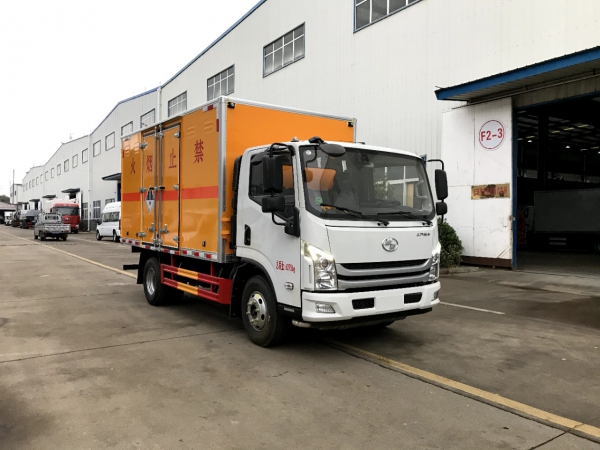 國六躍進C500小黃牌1類爆破