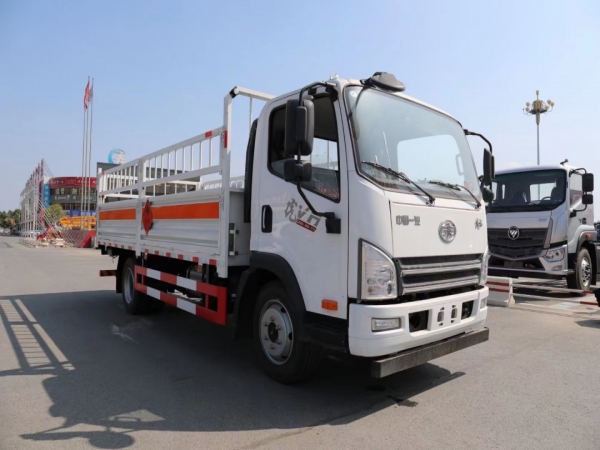 解放J6F虎VH氣瓶運輸車（黃牌)