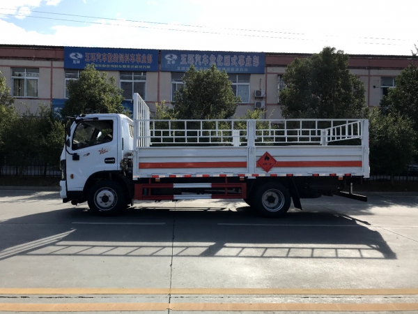 國六東風黃牌氣瓶車