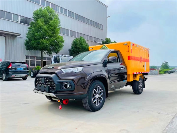 江鈴皮卡危爆器材運輸車（四驅）