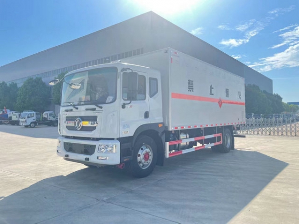 東風(fēng)D9危廢車（10噸）